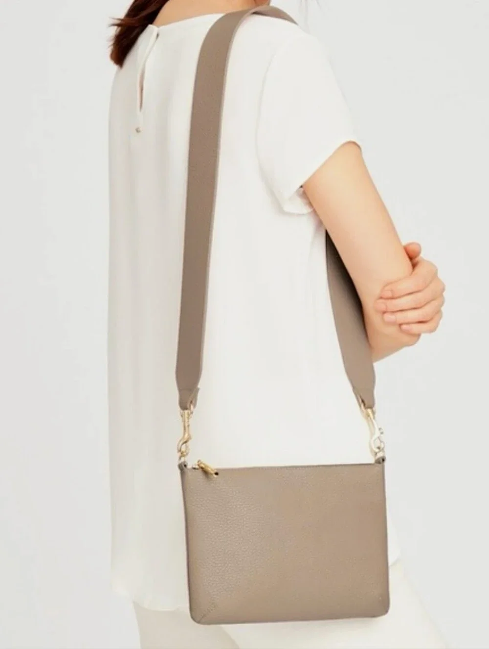 Cuyana Pebbled Leather Curved Crossbody Bag In Stone Beige - Picture 12 of 15